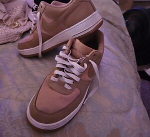 Nike Air Force 1 Size 9.5